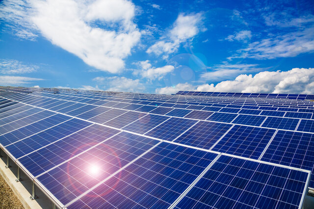 太陽光発電の設備費用の目安をチェック！　節約するコツをわかりやすく解説